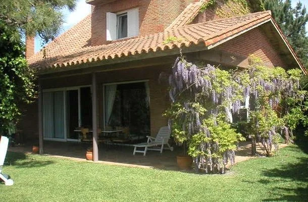 Casa independiente junto al golf, 4 dormitorios