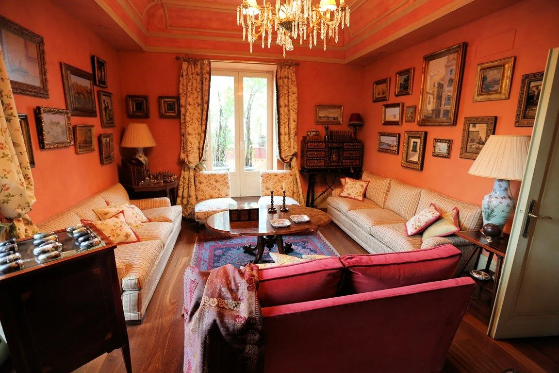 Classical Seville flat, four bedrooms