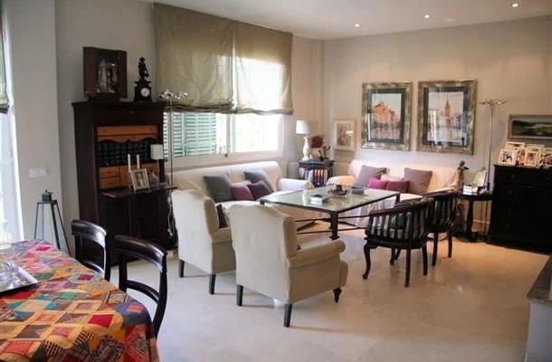 Large family house with 7 bedrooms