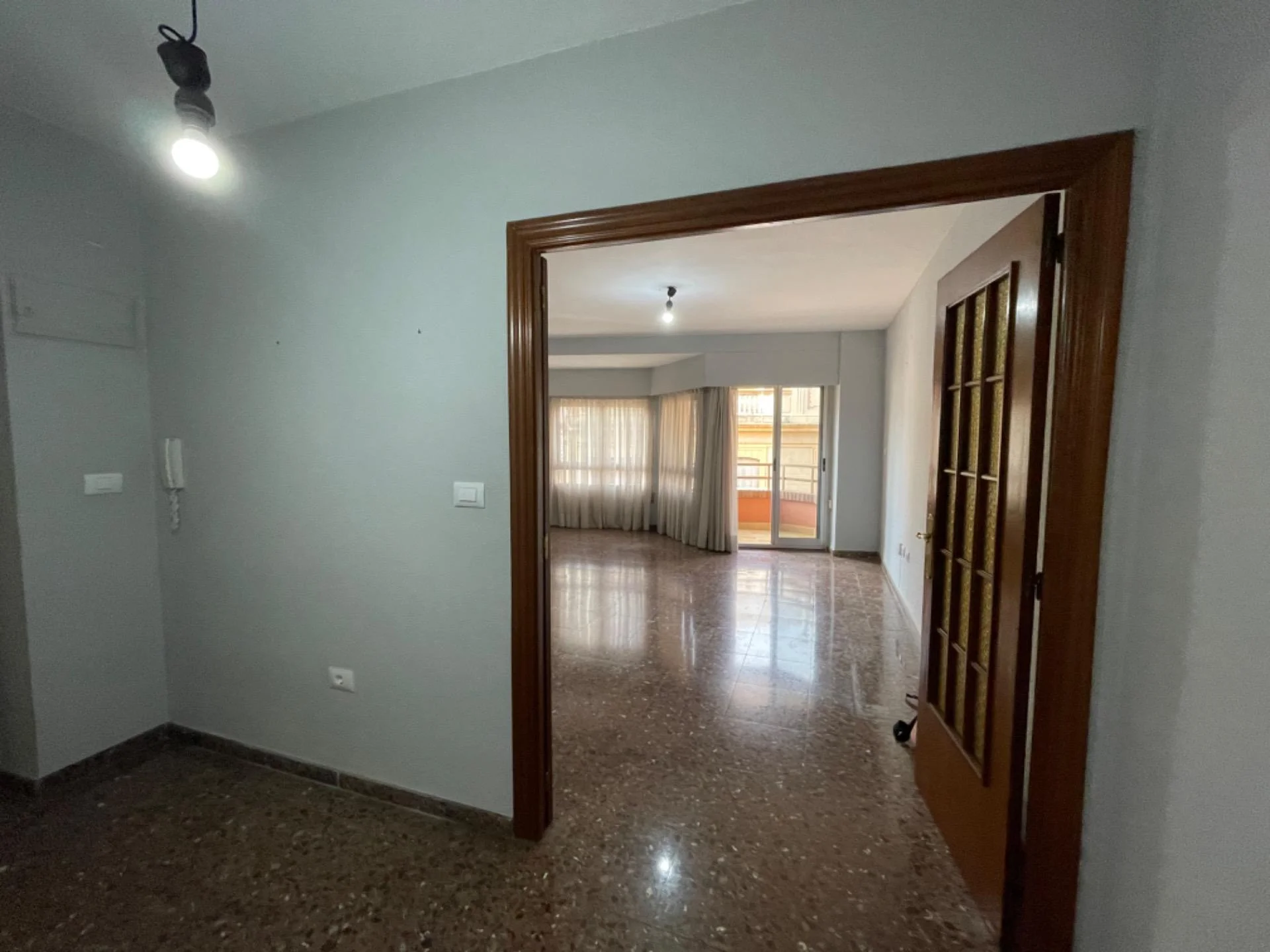 Four-bedroom Lliria flat with balcony