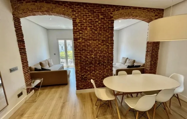 Piso amueblado de 120 m² en Chamberí