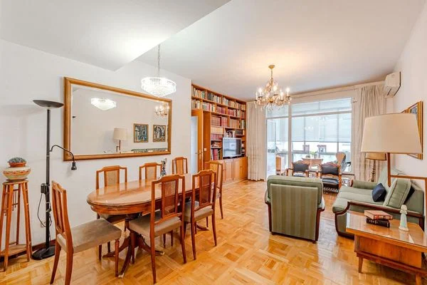 Interior Chamberí flat, 106 m², 3-bed