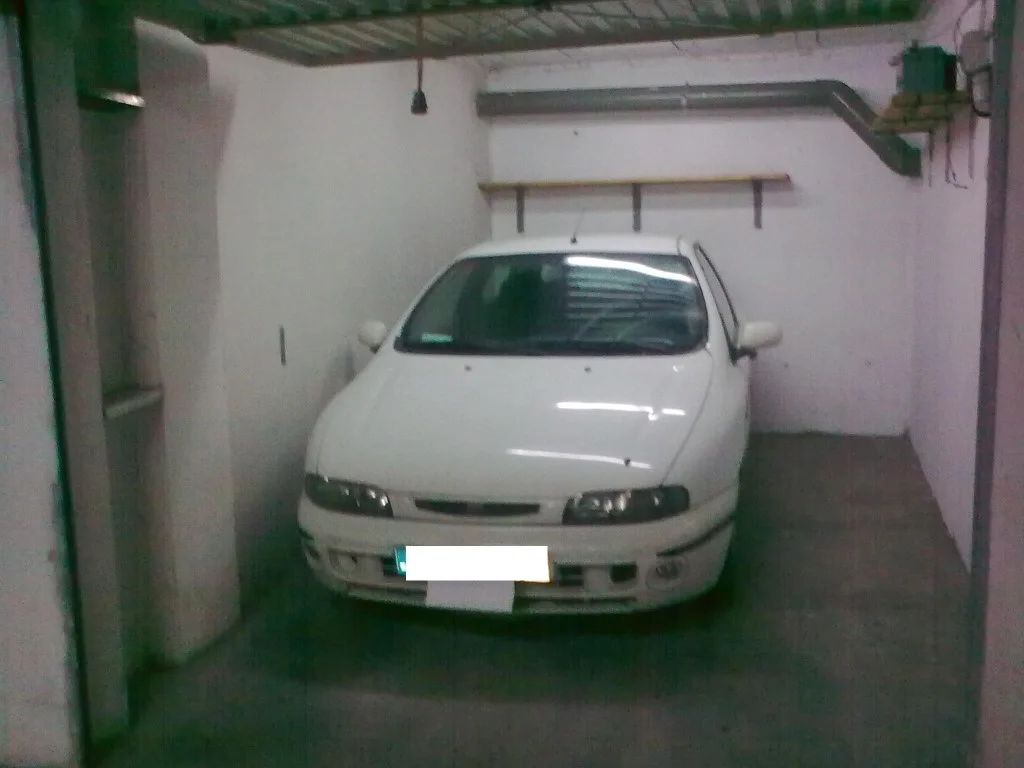 Garaje cerrado céntrico de 15 m²