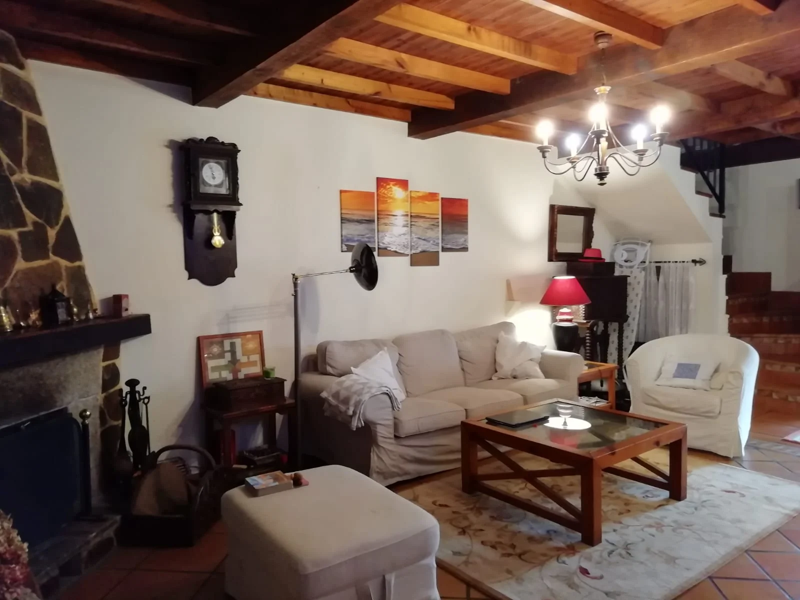 Chalet reformado en La Pedrera, cuatro dormitorios