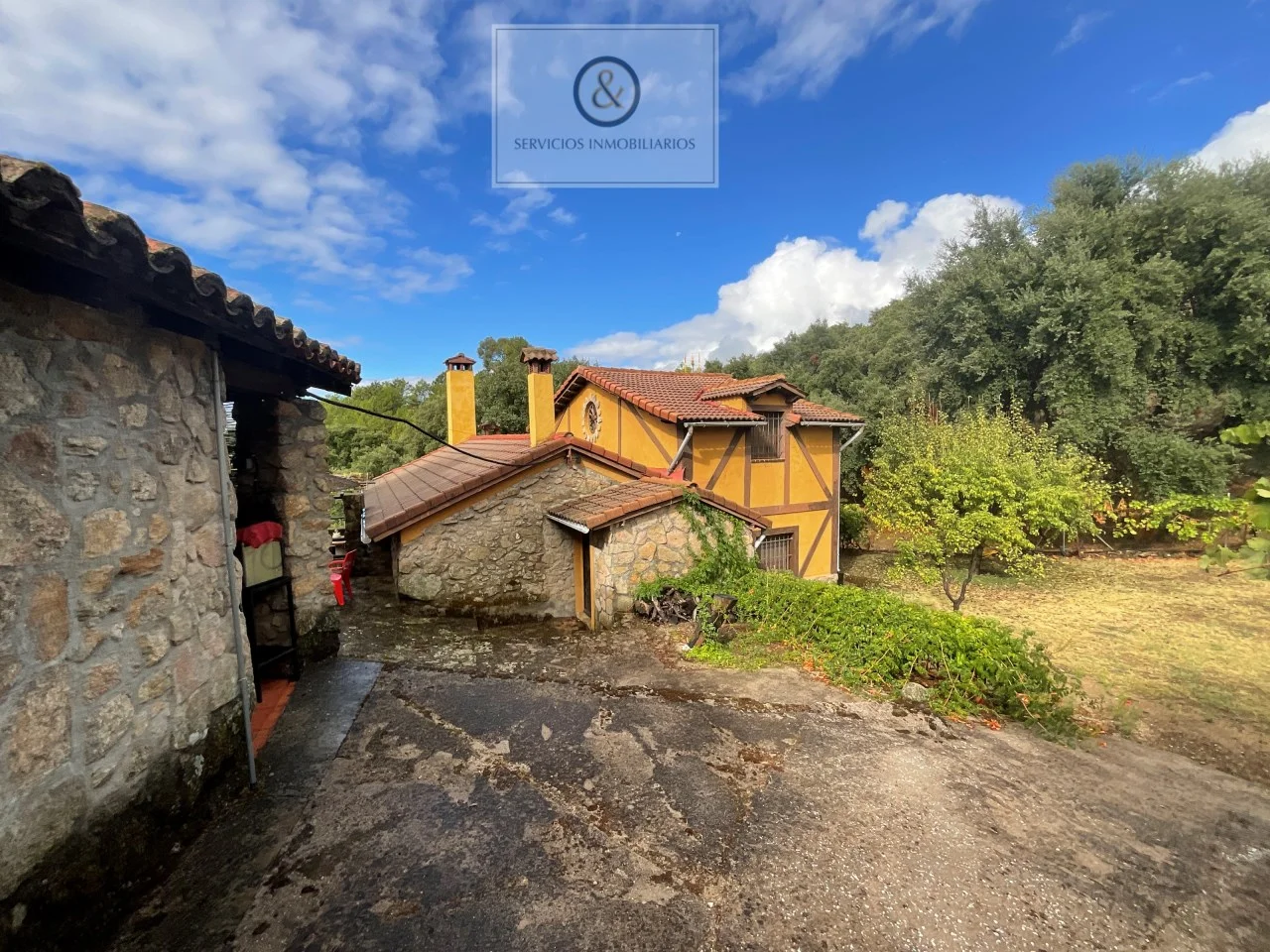 Finca rústica en Guisando de 174 m²