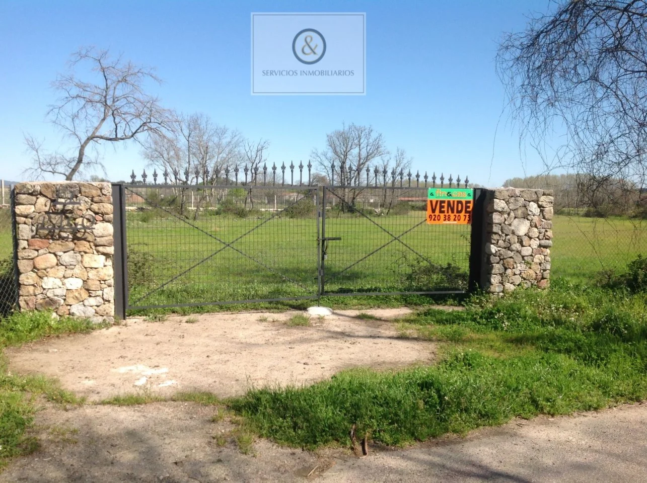 Finca rústica vallada cerca del Tiétar