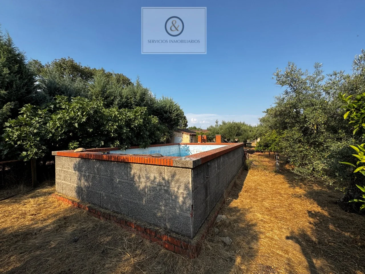 Finca rústica en Candeleda, 7.373 m²