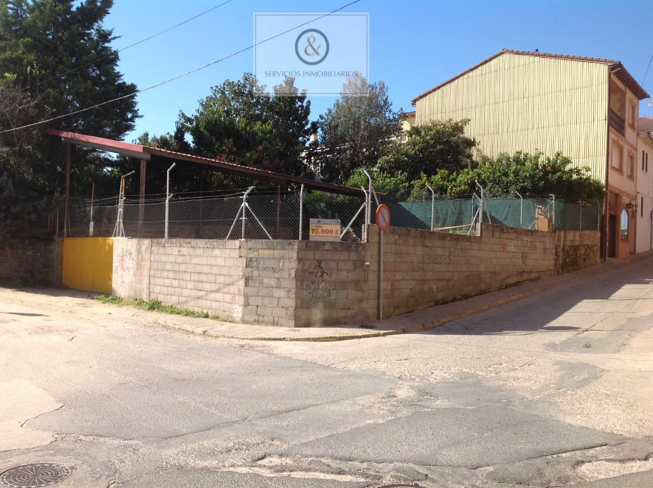 Urban plot in Candeleda, 180 m²