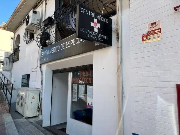 Local clínico consolidado en Algete, 198 m²