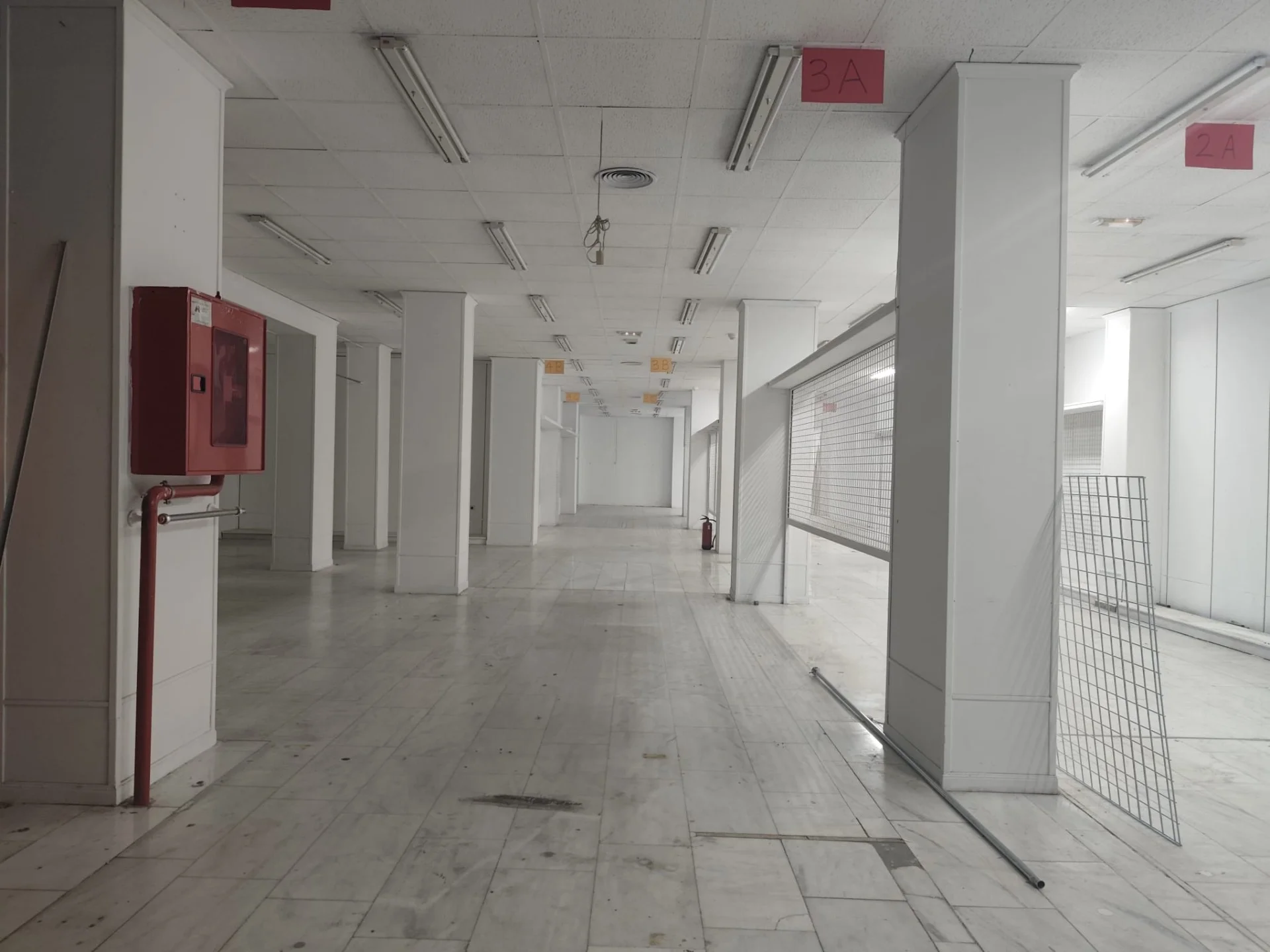 Large retail unit in Santa Eugenia