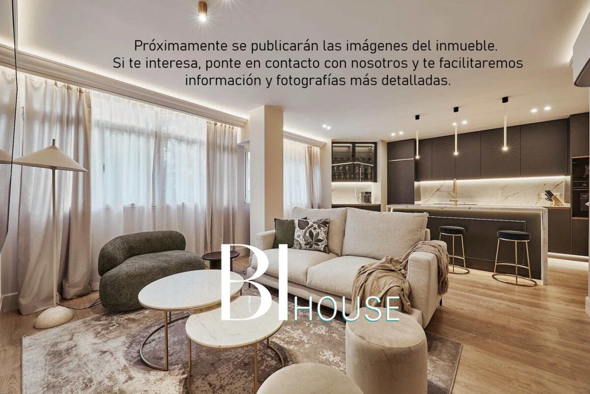 Renovated Madrid centre flat, four suites