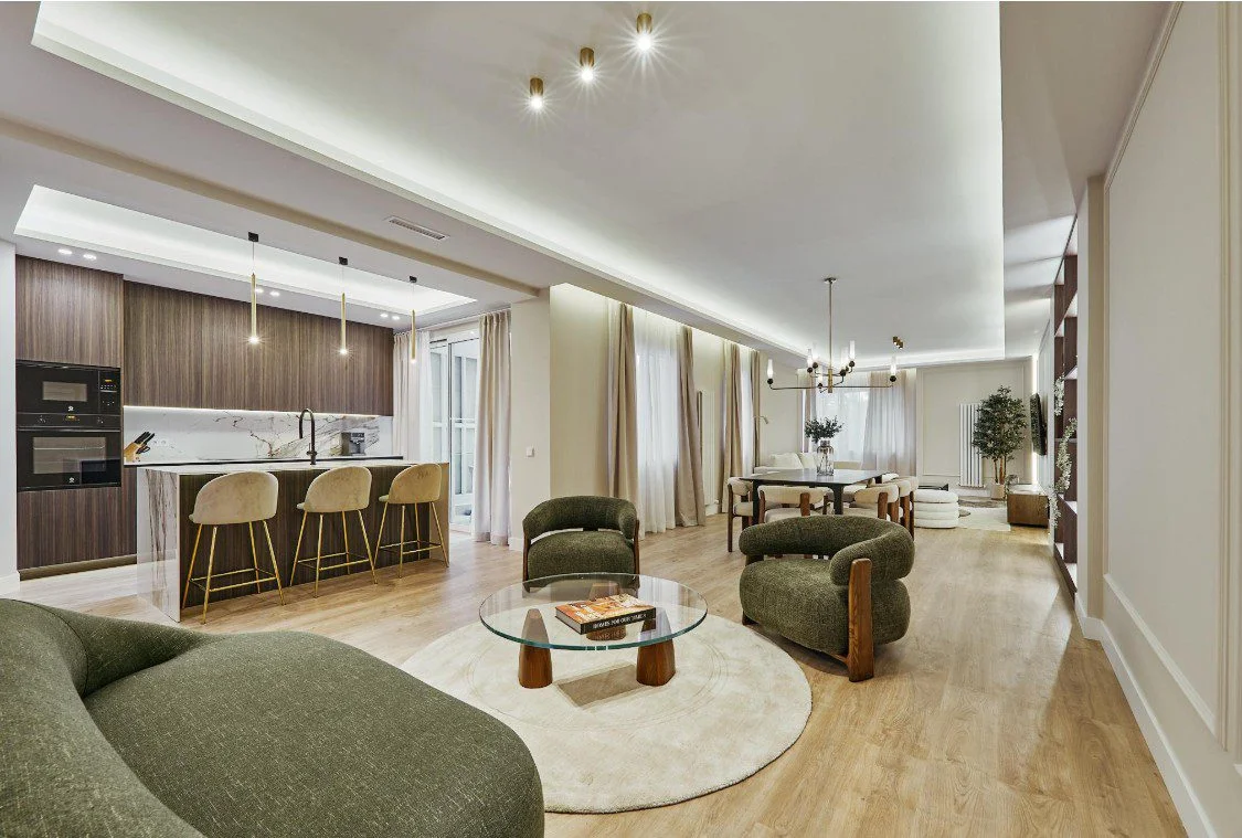 Renovated Lista flat, three suites