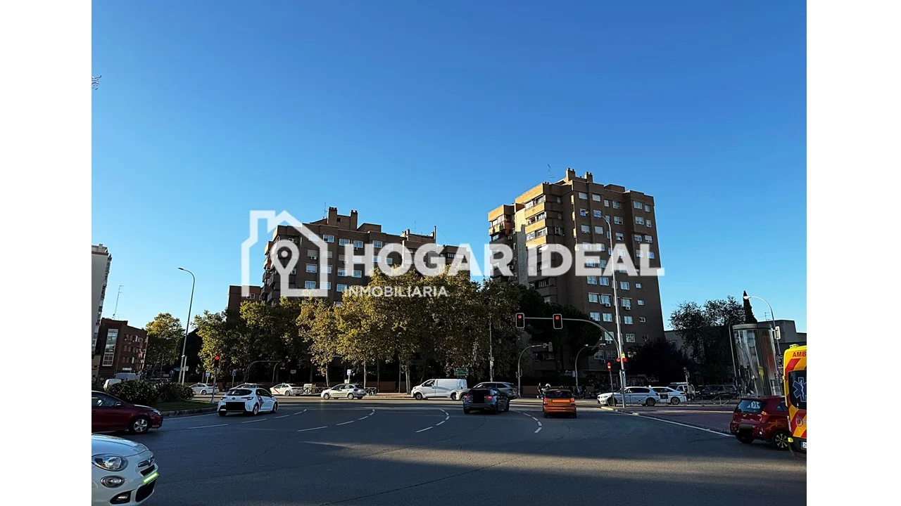 Spacious Opañel flat, four bedrooms