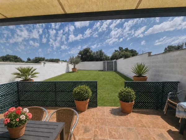 Chalet en buen estado con parcela de 195 m²