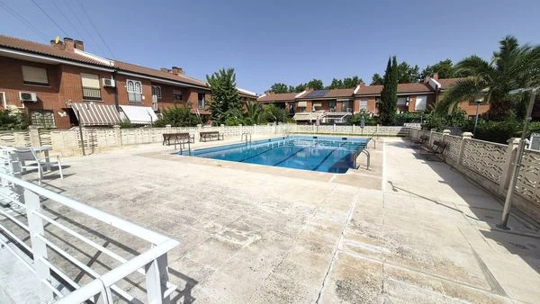 Townhouse in Val, 5 bedrooms