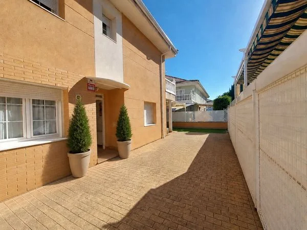 Semi-detached chalet with five bedrooms