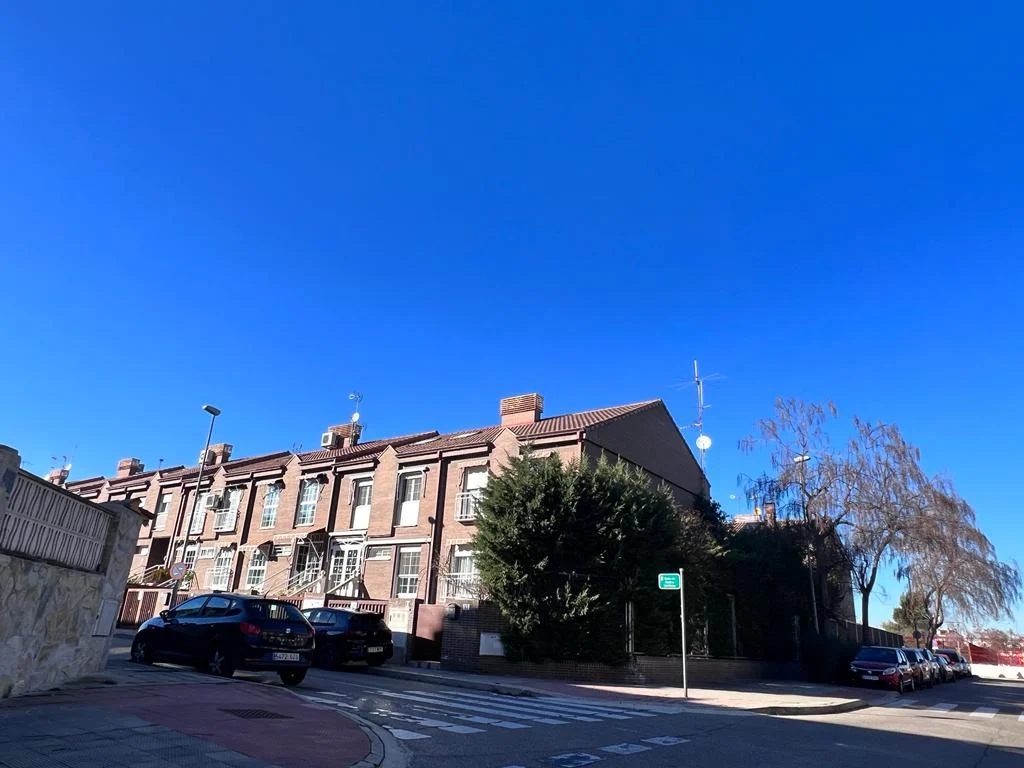 Corner townhouse with four floors