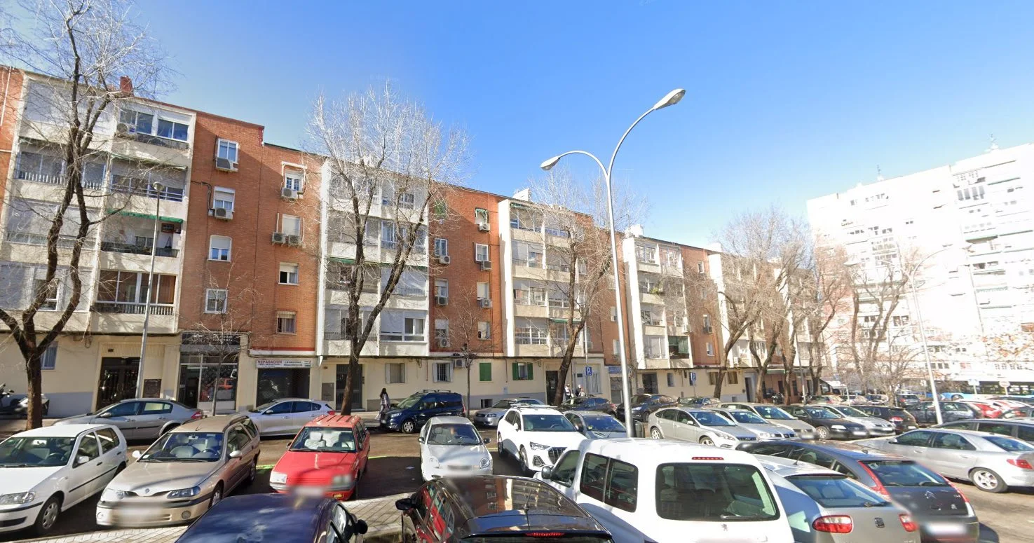 Piso de dos dormitorios con garaje en Madrid