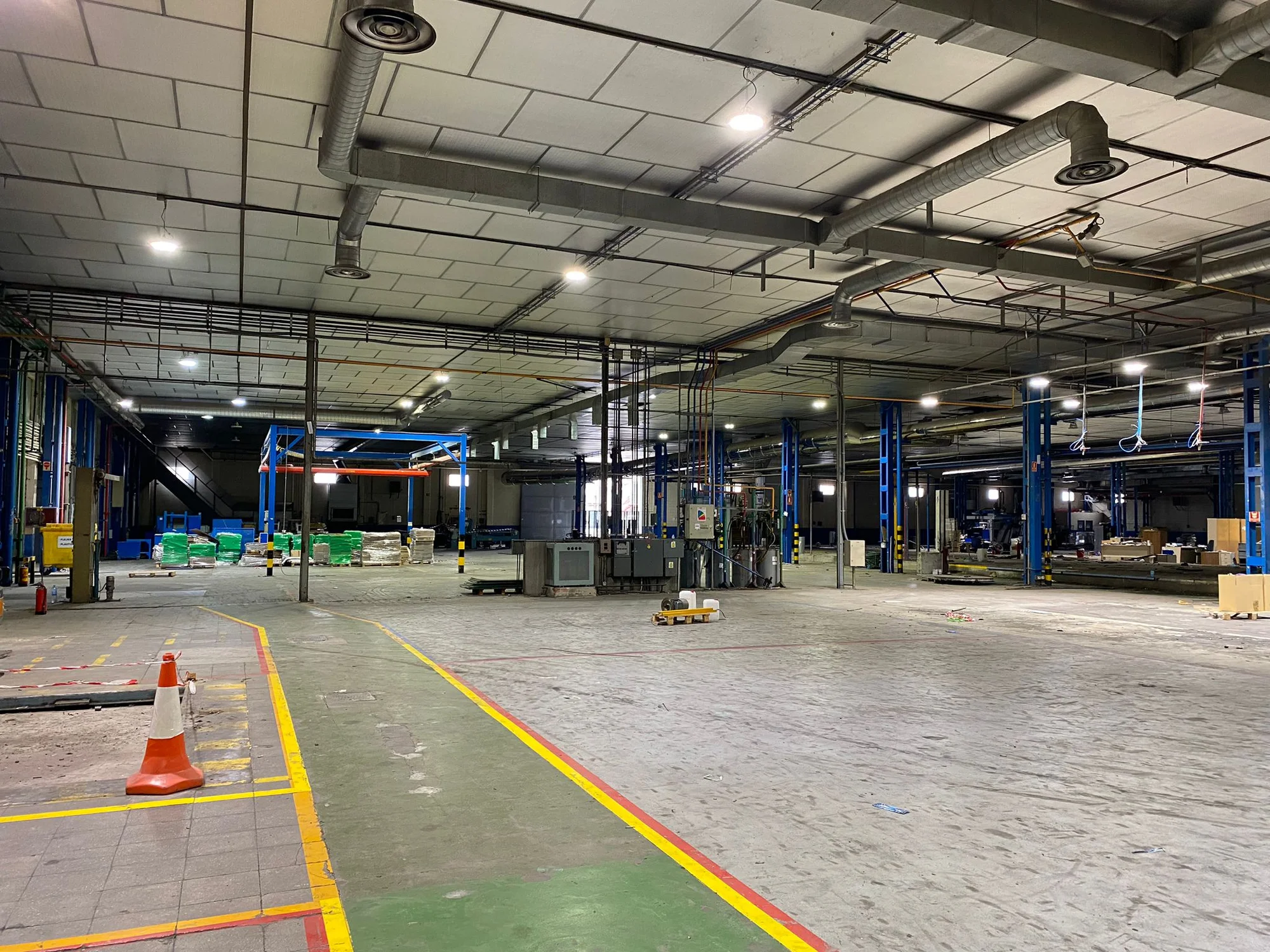 Nave industrial en Getafe, 11.559 m²