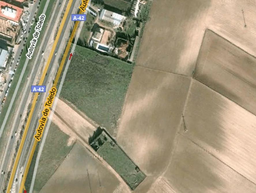 Industrial land with A-42 frontage