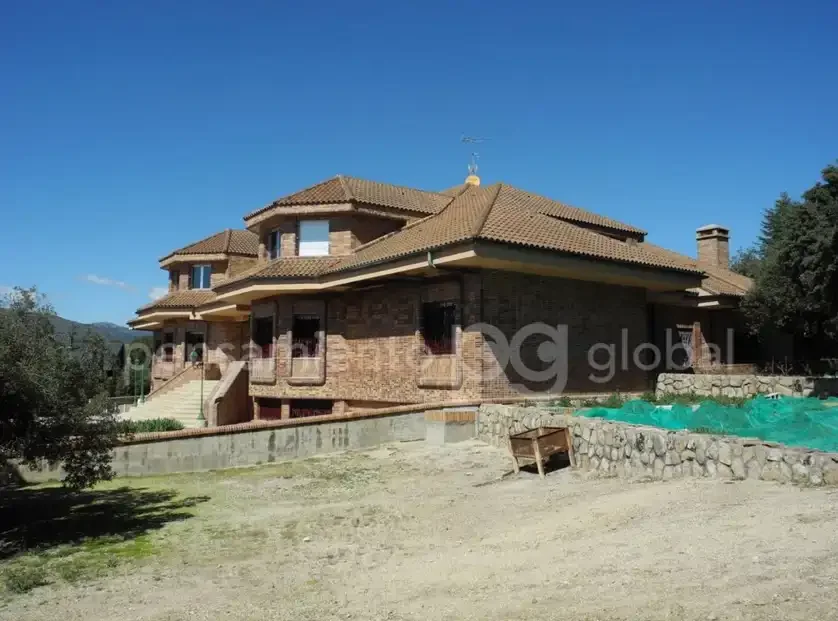 Mansión de lujo con parcela de 12.289 m²