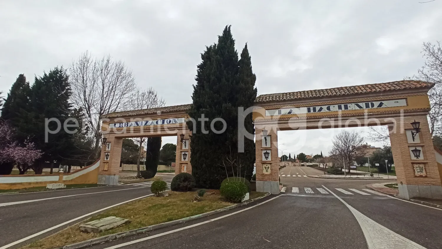 Urban residential plot near Toledo
