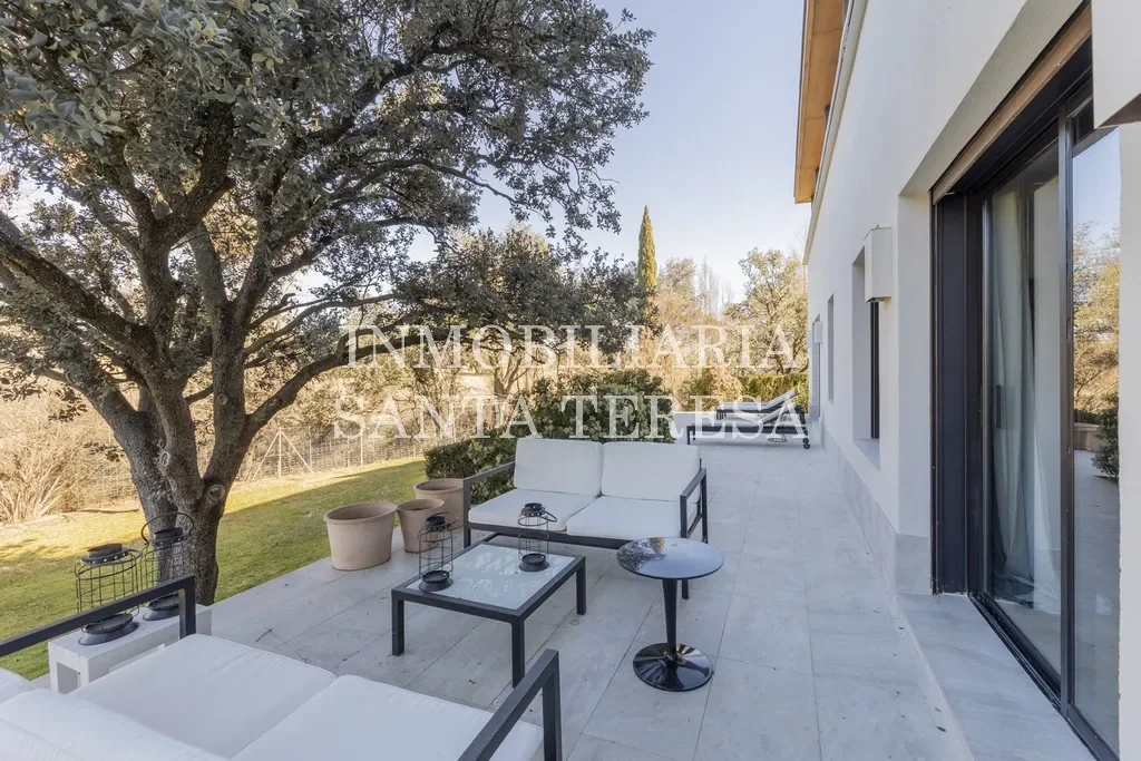 Renovated Ciudalcampo chalet, six bedrooms