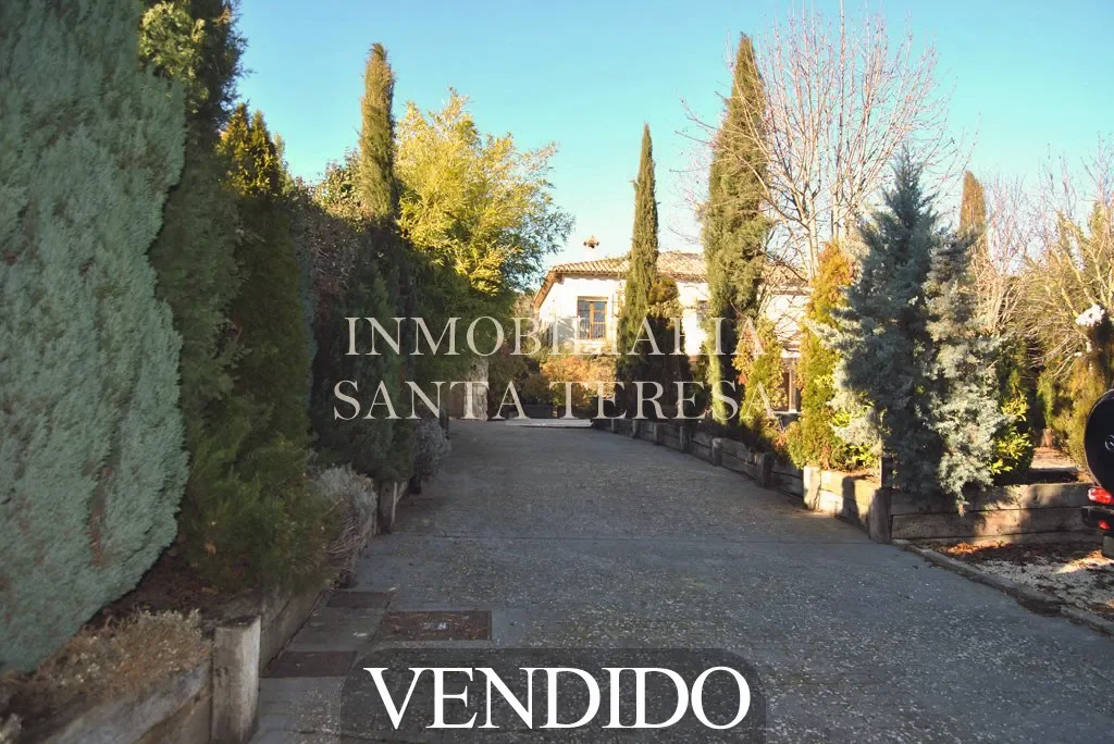 Casa rural de 400 m² con piscina