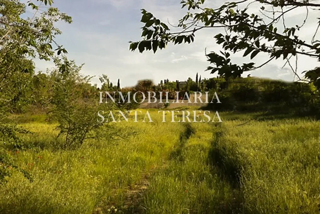 Gran parcela en Pozuelo con potencial edificable