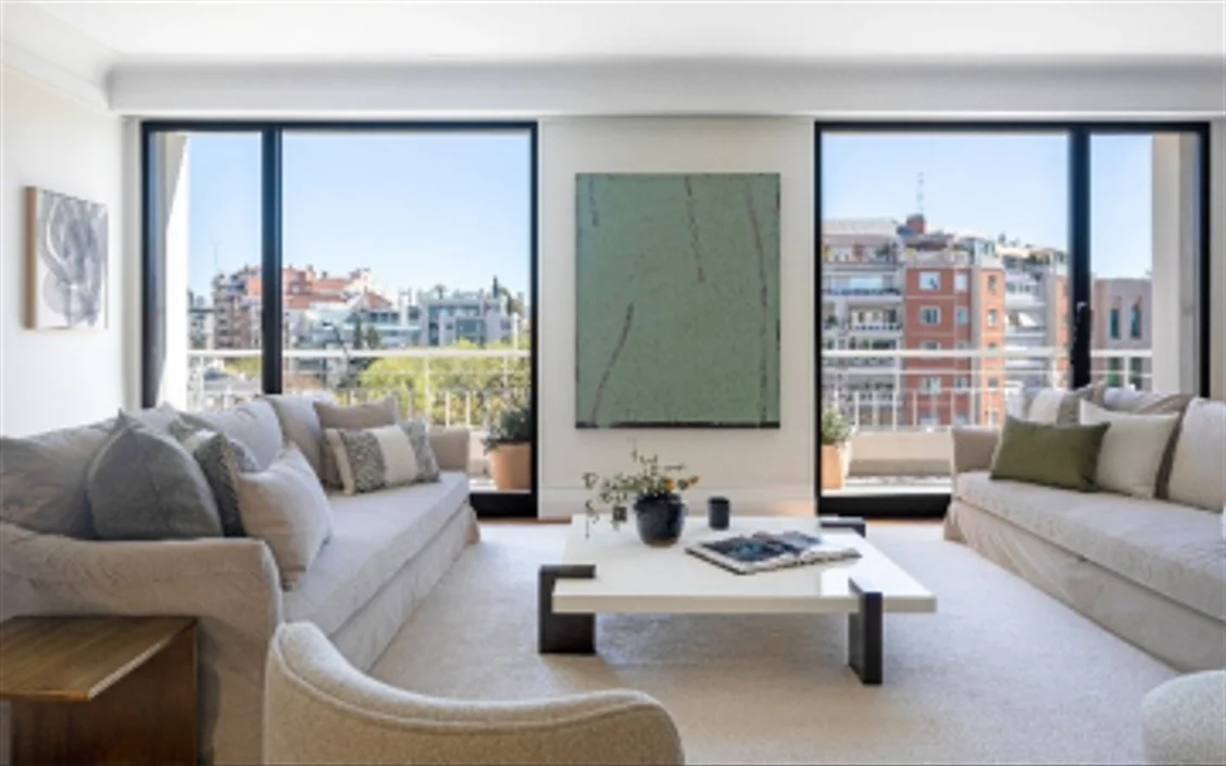Private Almagro residence with 624 m²