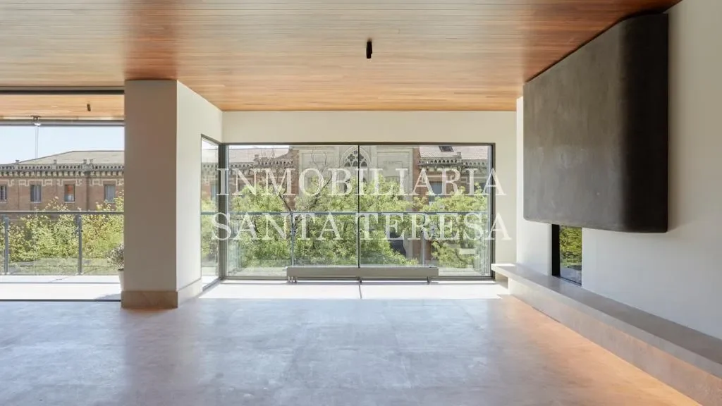 Piso reformado en Almagro, 378 m²
