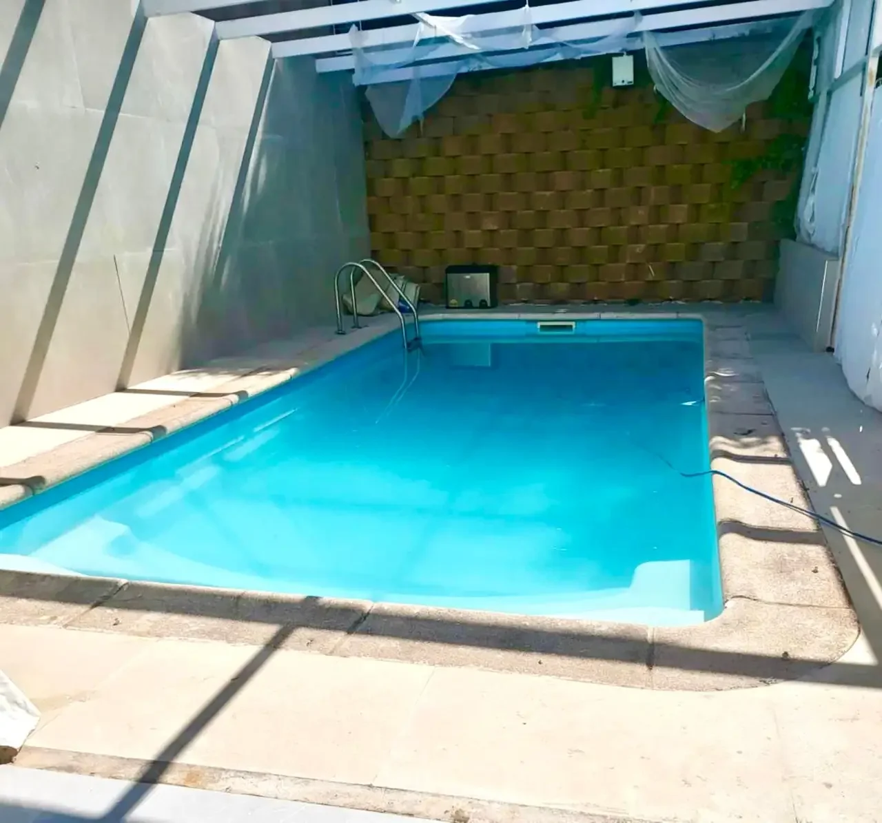 Chalet reformado en Rivas, 7 dormitorios