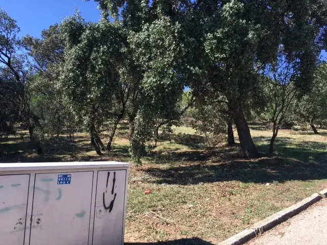 Urban plot with panoramic views