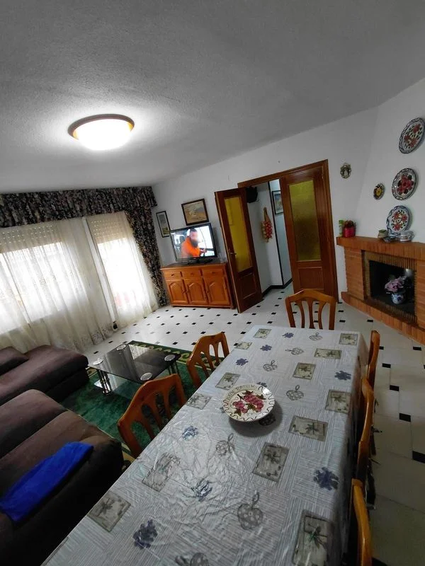 Dúplex en La Adrada con cuatro dormitorios