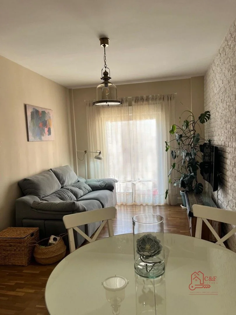 Reformed central flat with two bedrooms