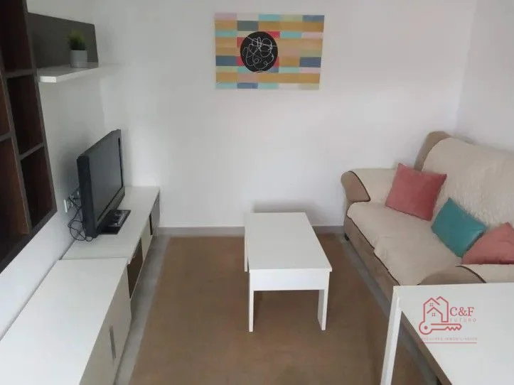 Central one-bedroom flat with terrace