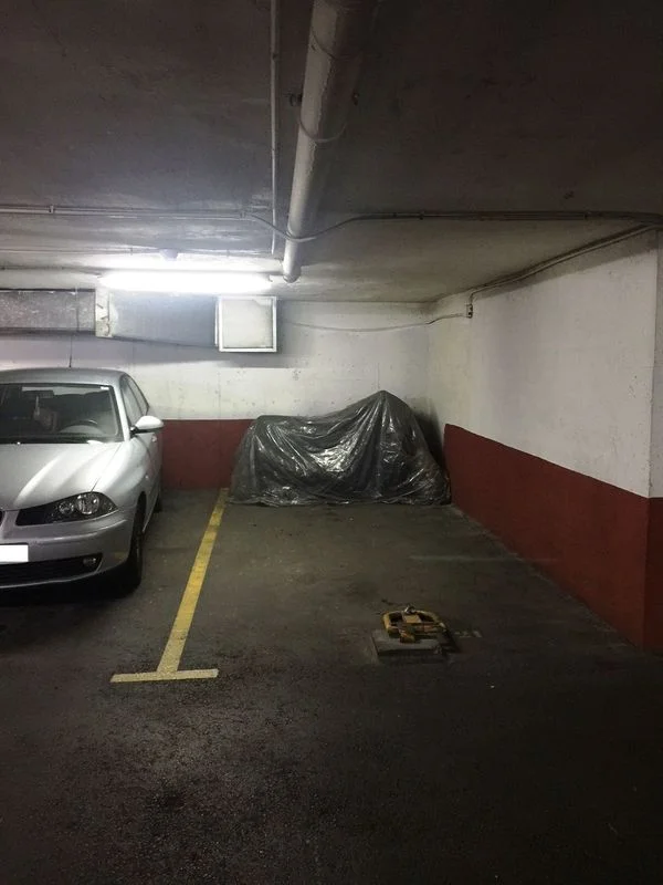 Garaje para coche grande en Legazpi
