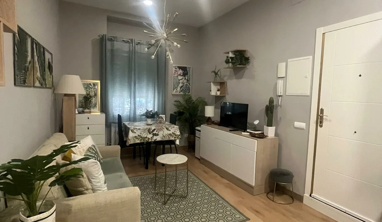 Piso reformado en Tetuán, un dormitorio