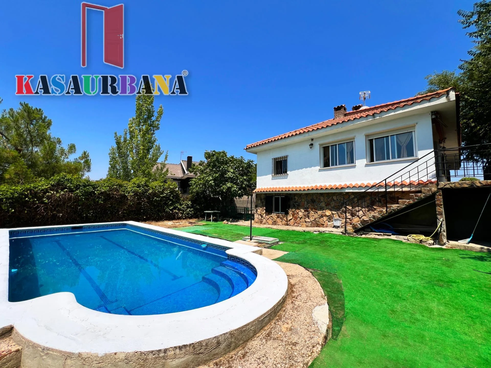 Independent house with private pool