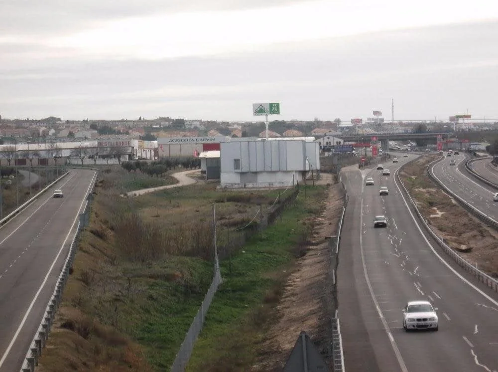 Industrial warehouse in Olías, 6,000 m²