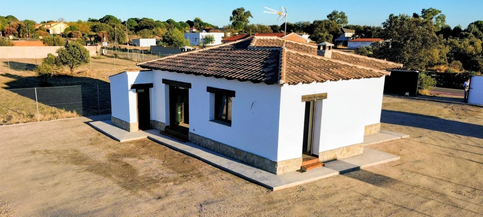 Casa nueva en naturaleza cerca de San Román