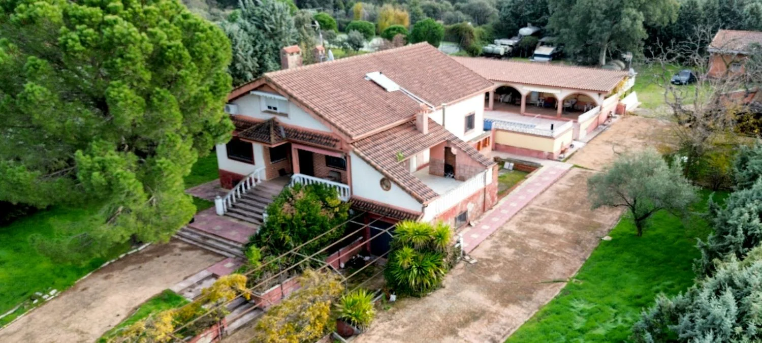 Amplio chalet con potencial de reforma
