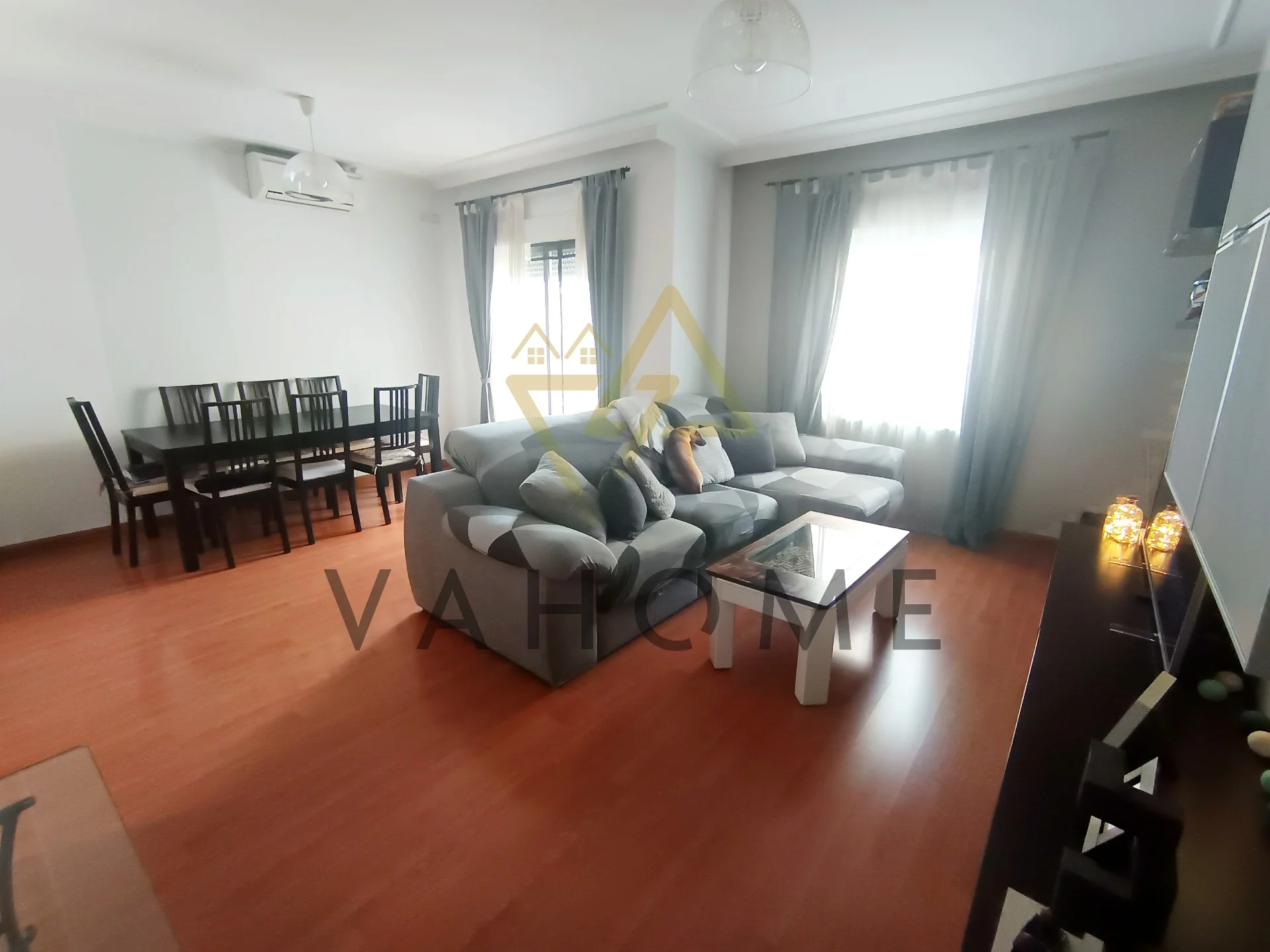 Spacious Seseña townhouse with attic potential