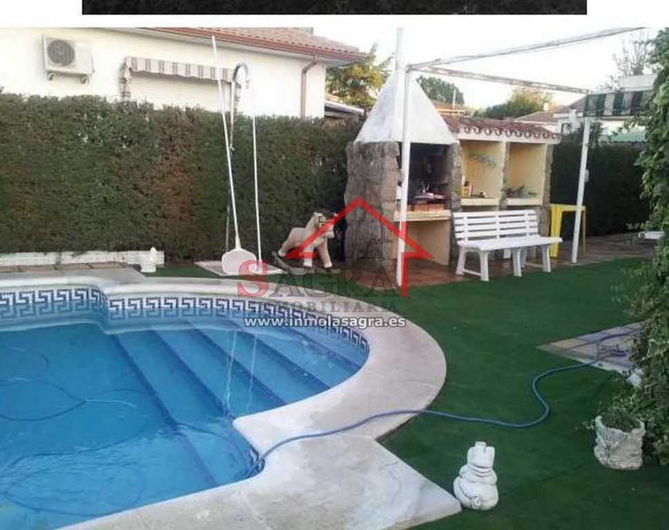 Four-bedroom chalet with private pool