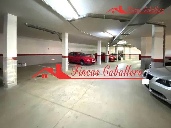 Two large-car spaces in Valmojado