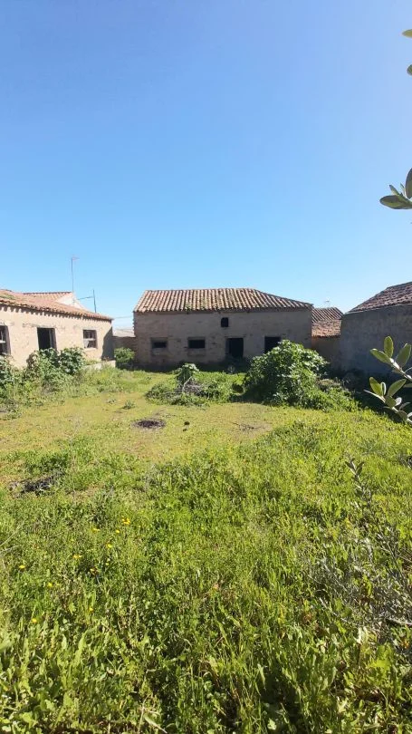 Urbanizable 465 m² plot in Noez