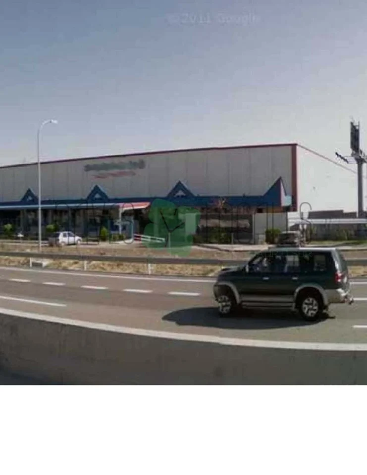 Industrial warehouse in Pinto, 12,810 m²