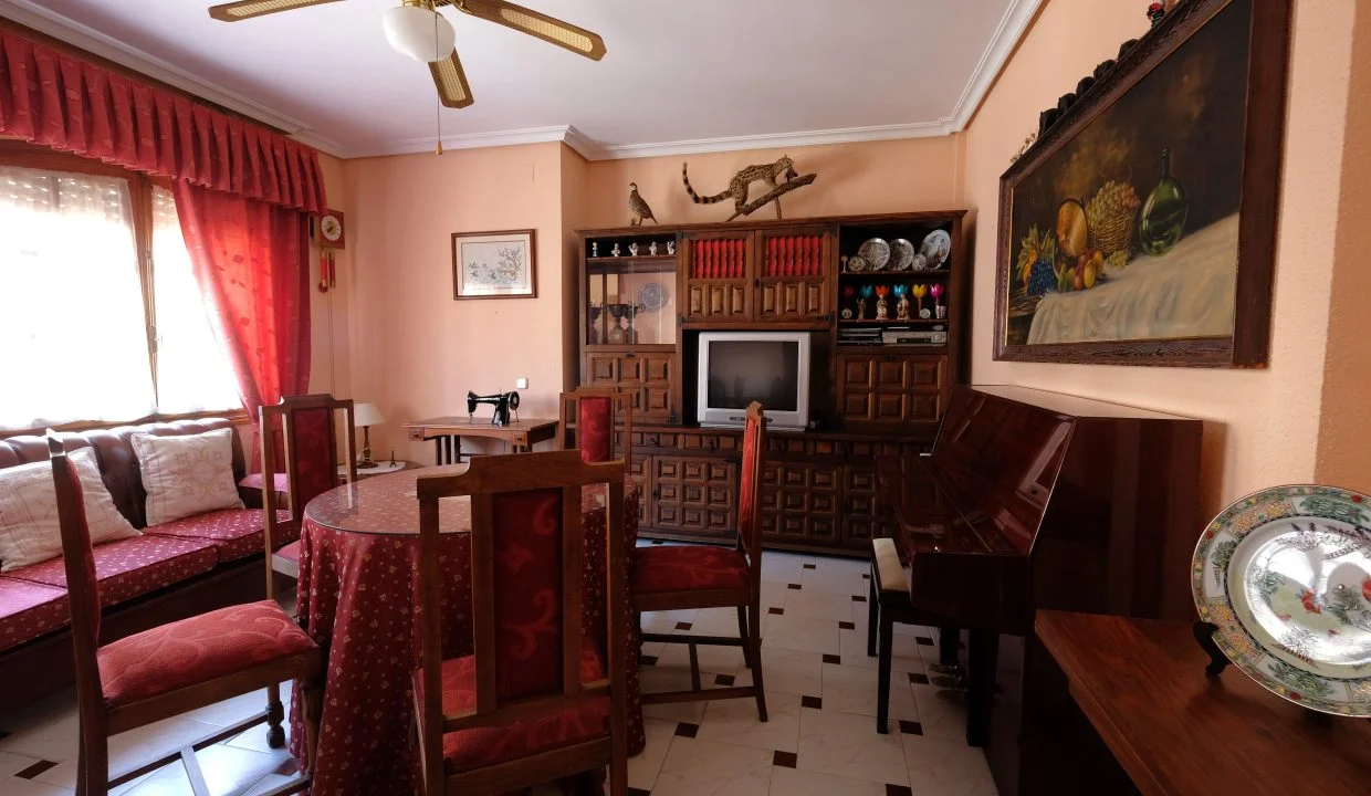 Casa en planta baja en Oropesa, 3 dormitorios