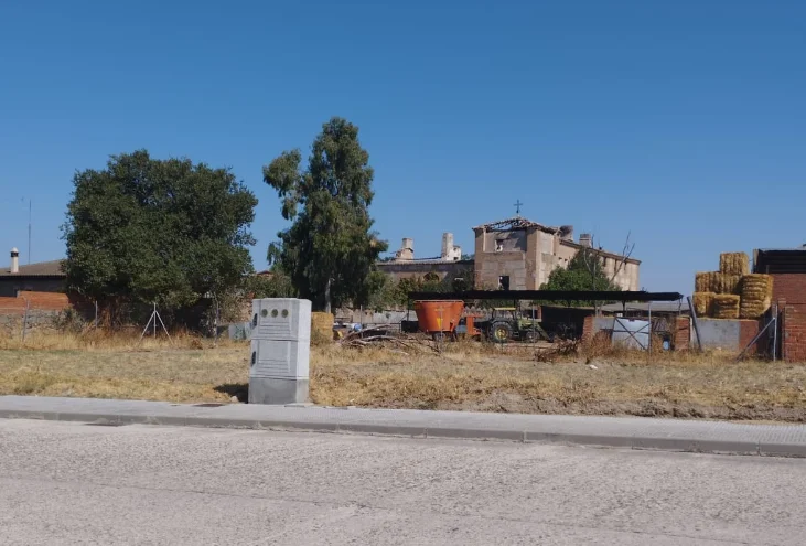 Urbanized plot near Talavera, 230 m²
