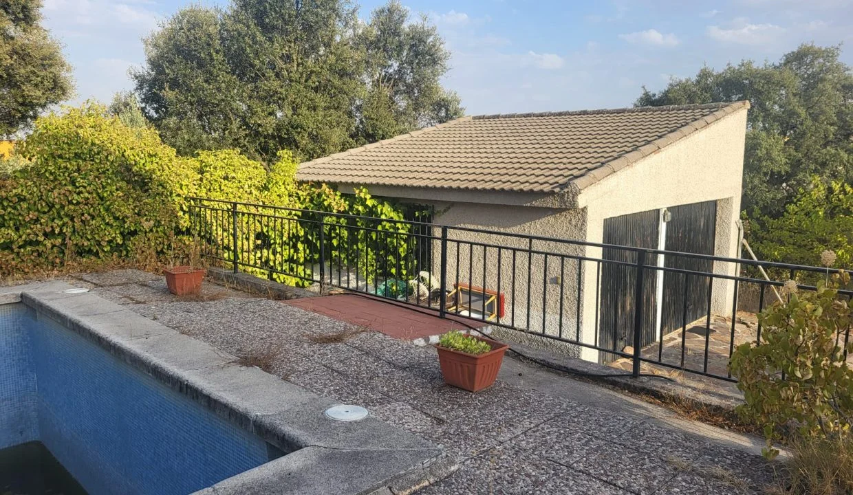 La Atalaya plot with private pool